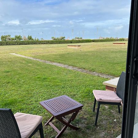 Front De Mer- Appartement Standing 1 Chambre كاليه المظهر الخارجي الصورة